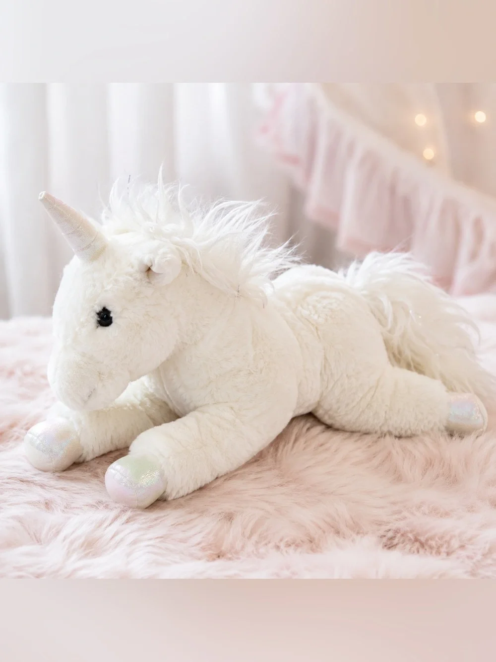 FAO Schwarz White Unicorn Plush Stuffed Animal 22” Iridescent Horn & Hooves